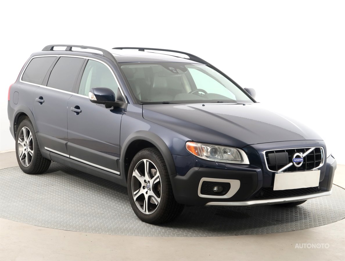 Volvo XC70, 2012 - celkový pohled