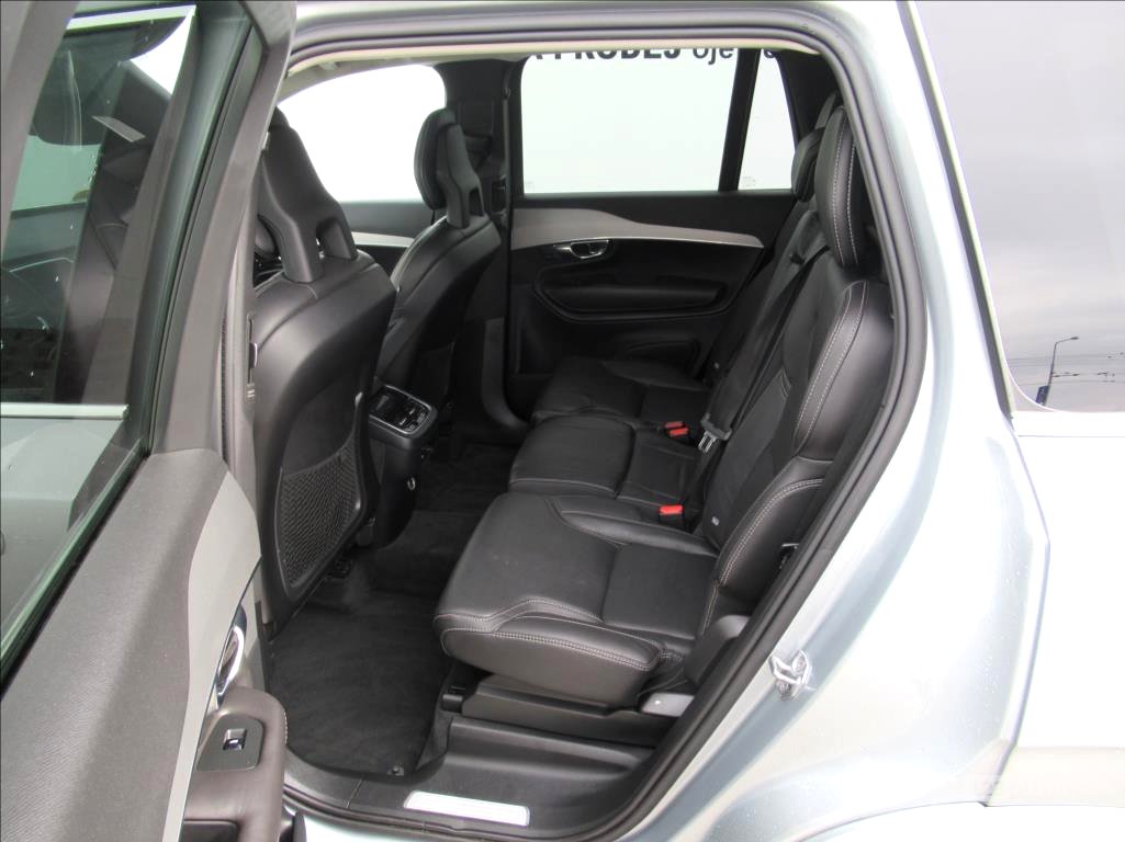 Volvo XC90, 2016 - pohled č. 10