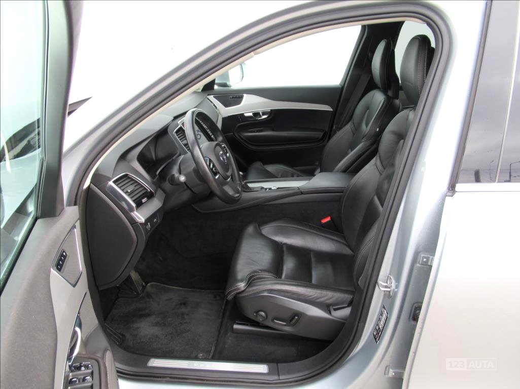 Volvo XC90, 2016 - pohled č. 9