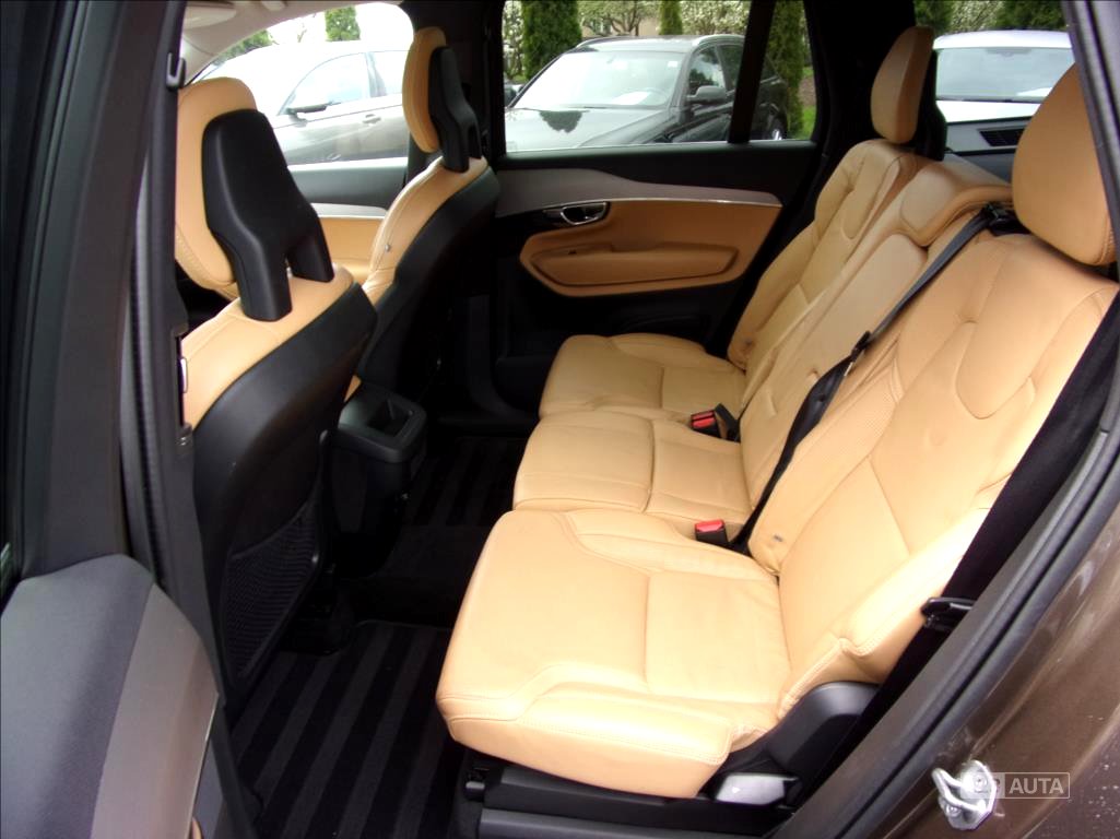 Volvo XC90, 2015 - pohled č. 10