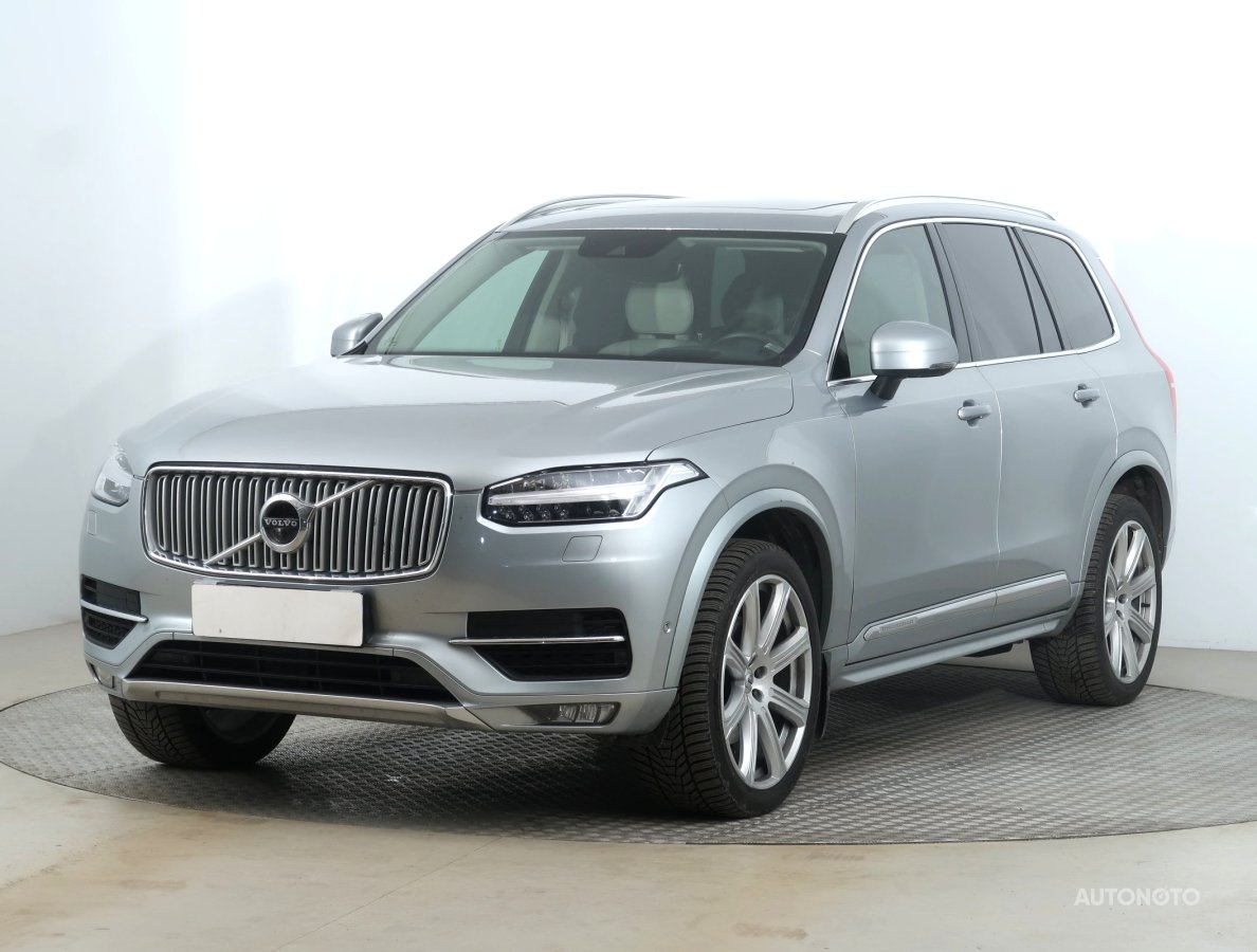 Volvo XC90, 2018 - pohled č. 3