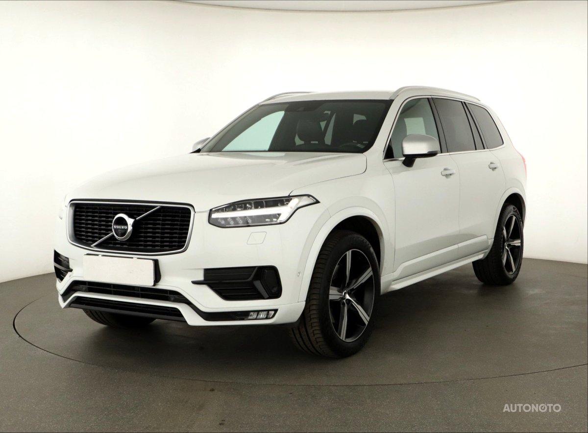 Volvo XC90, 2017 - pohled č. 3