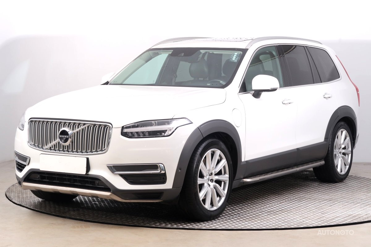 Volvo XC90, 2017 - pohled č. 3