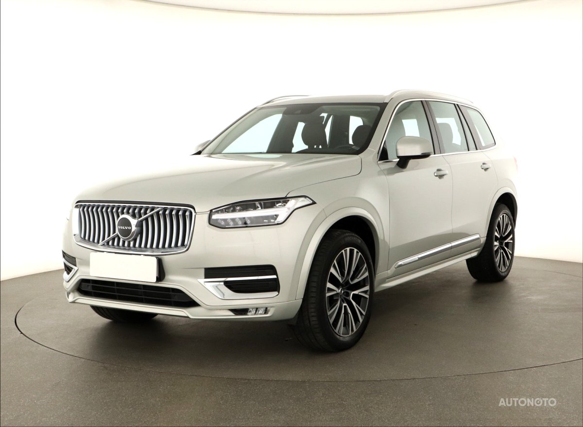 Volvo XC90, 2020 - pohled č. 3