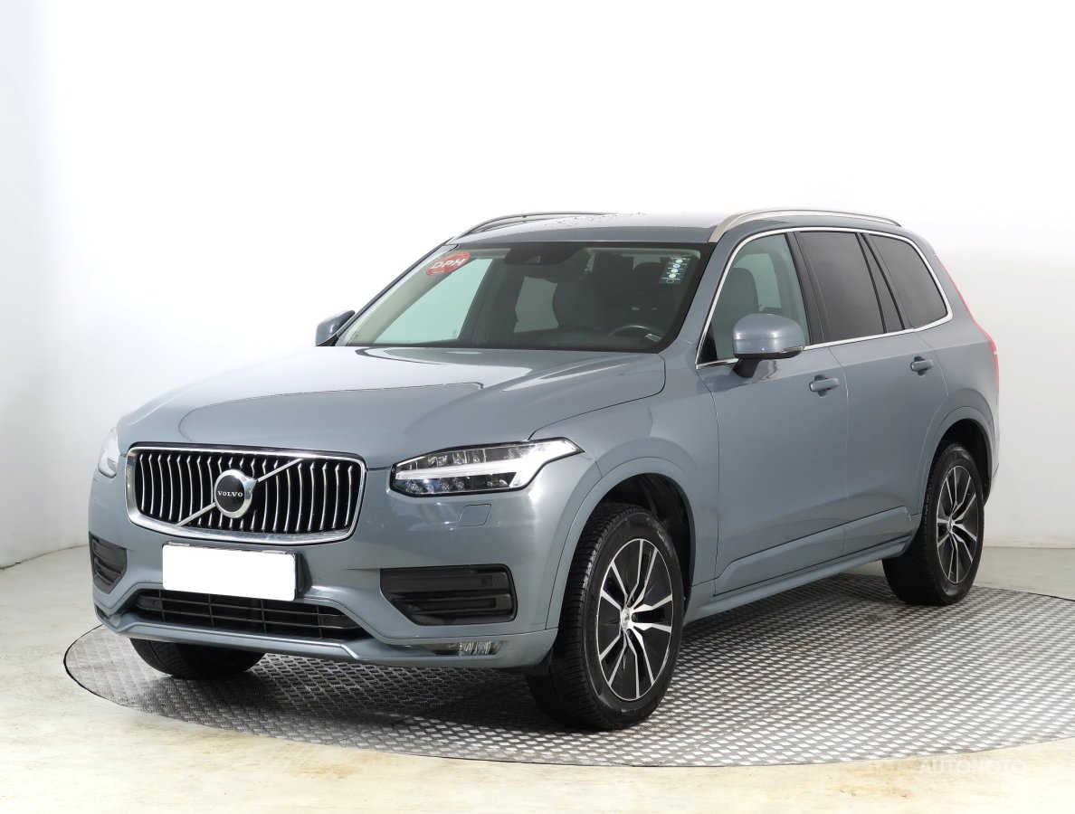Volvo XC90, 2022 - pohled č. 3
