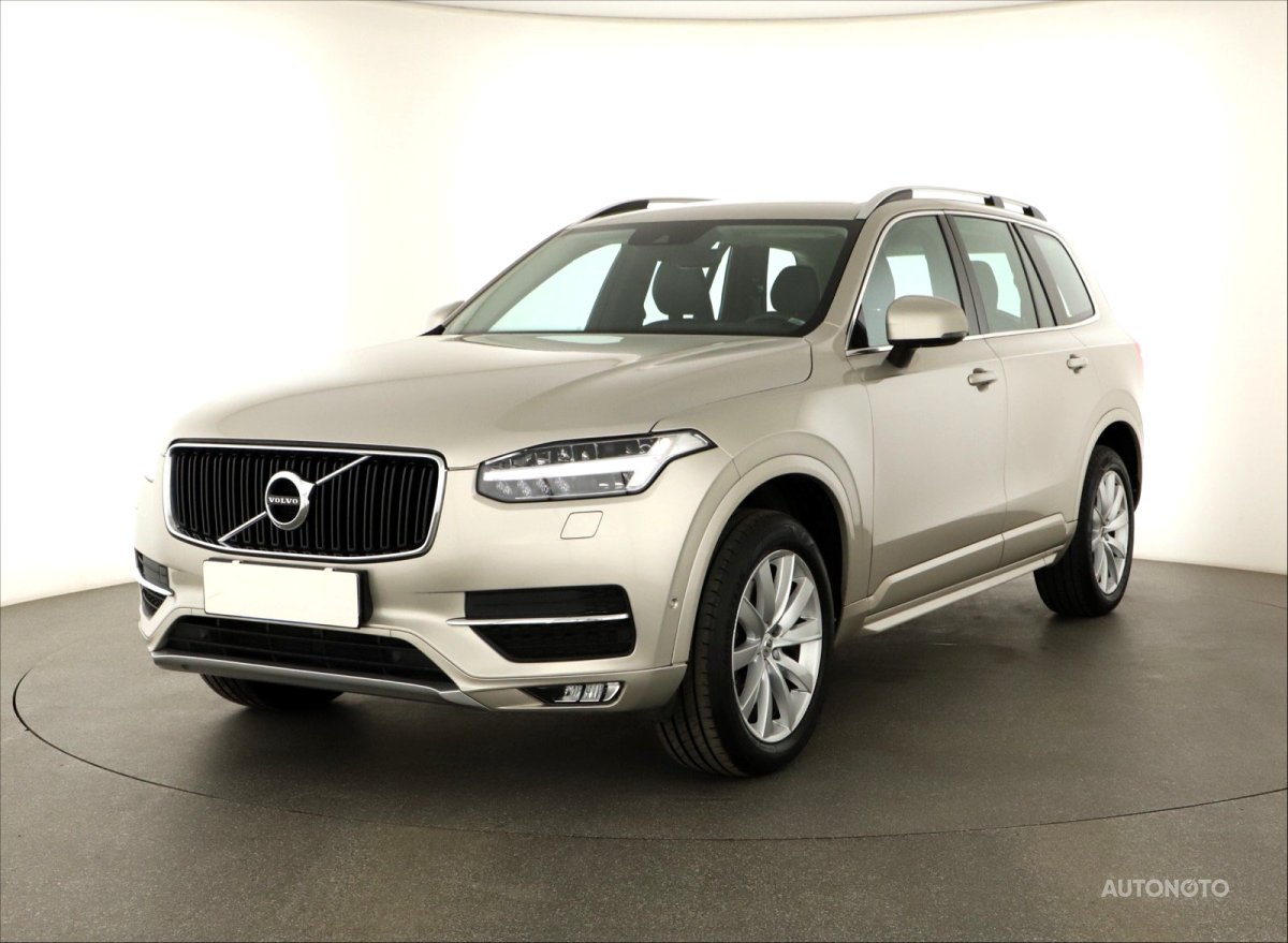 Volvo XC90, 2017 - pohled č. 3