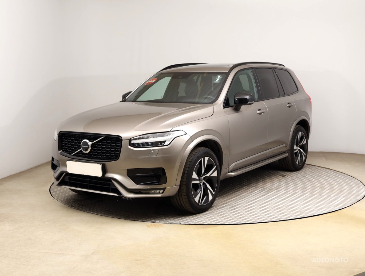 Volvo XC90, 2020 - pohled č. 3