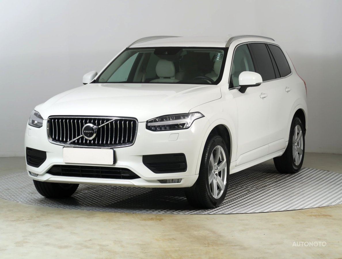 Volvo XC90, 2021 - pohled č. 3
