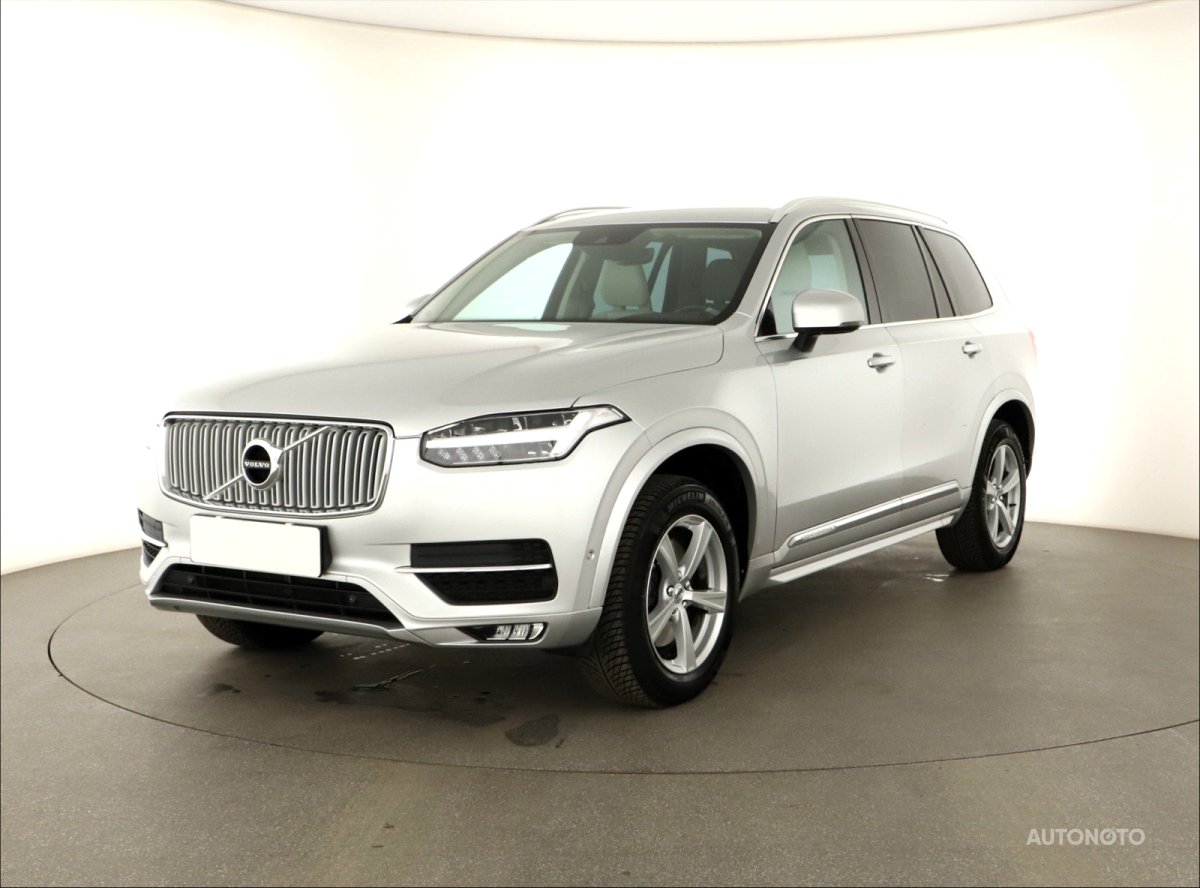 Volvo XC90, 2017 - pohled č. 3