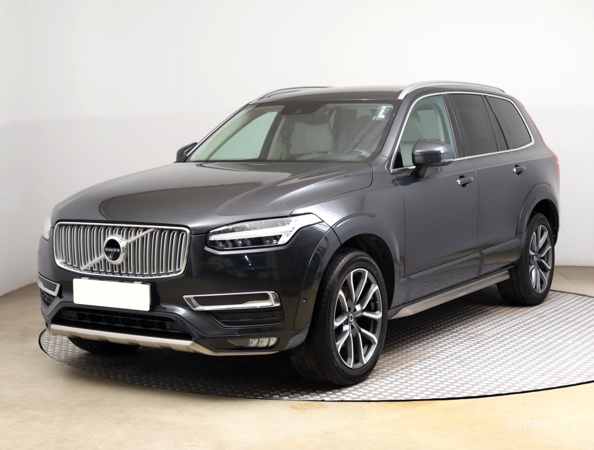 Volvo XC90, 2017 - pohled č. 3