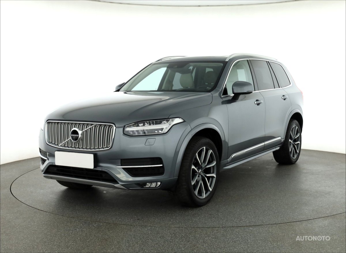Volvo XC90, 2019 - pohled č. 3