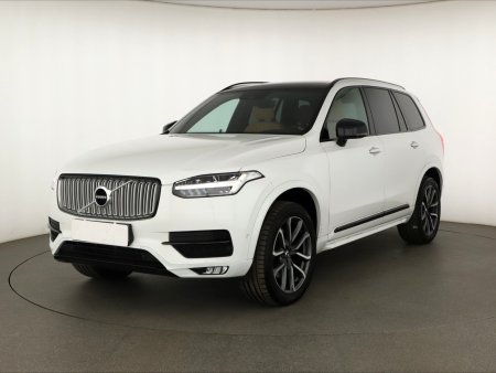 Volvo XC90, 2018 - pohled č. 3