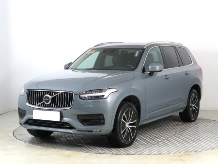 Volvo XC90, 2022 - pohled č. 3