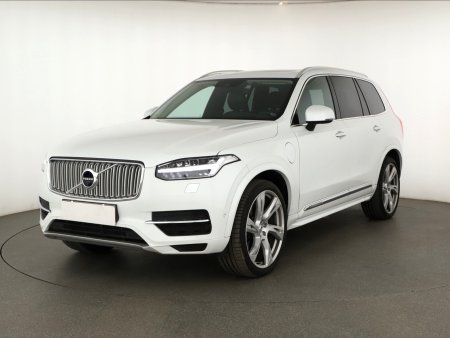 Volvo XC90, 2019 - pohled č. 3