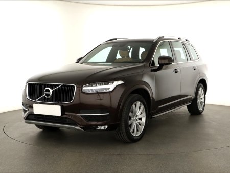 Volvo XC90, 2019 - pohled č. 3