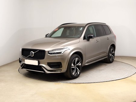 Volvo XC90, 2020 - pohled č. 3