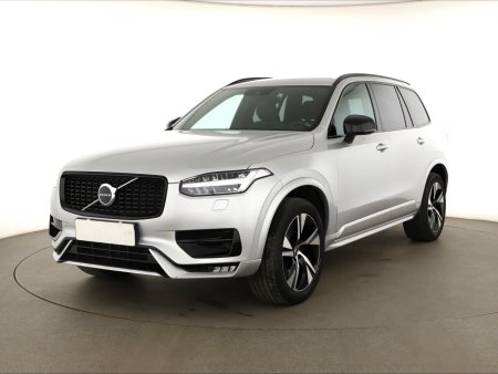 Volvo XC90, 2022 - pohled č. 3
